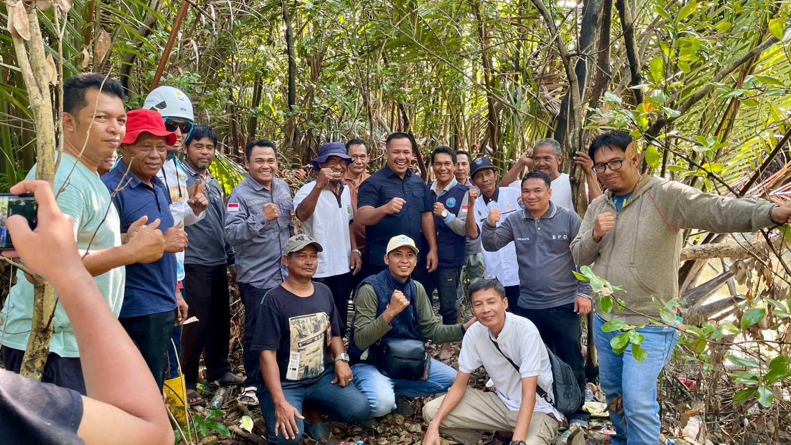 WhatsApp-Image-2026-09-09-at-05.48.46 PLTS Komunal Jadi Solusi Akses Listrik Desa Pesisir OKI