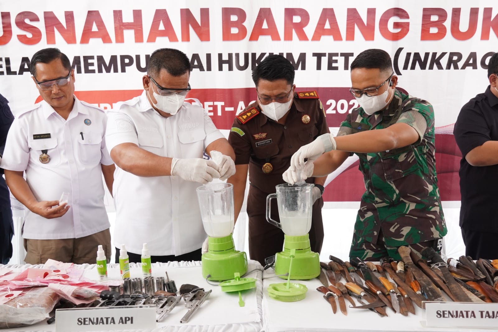 WhatsApp-Image-2026-09-23-at-14.05.15 Kejari OKI Musnahkan Narkotika hingga Senjata Api dari Perkara Inkracht