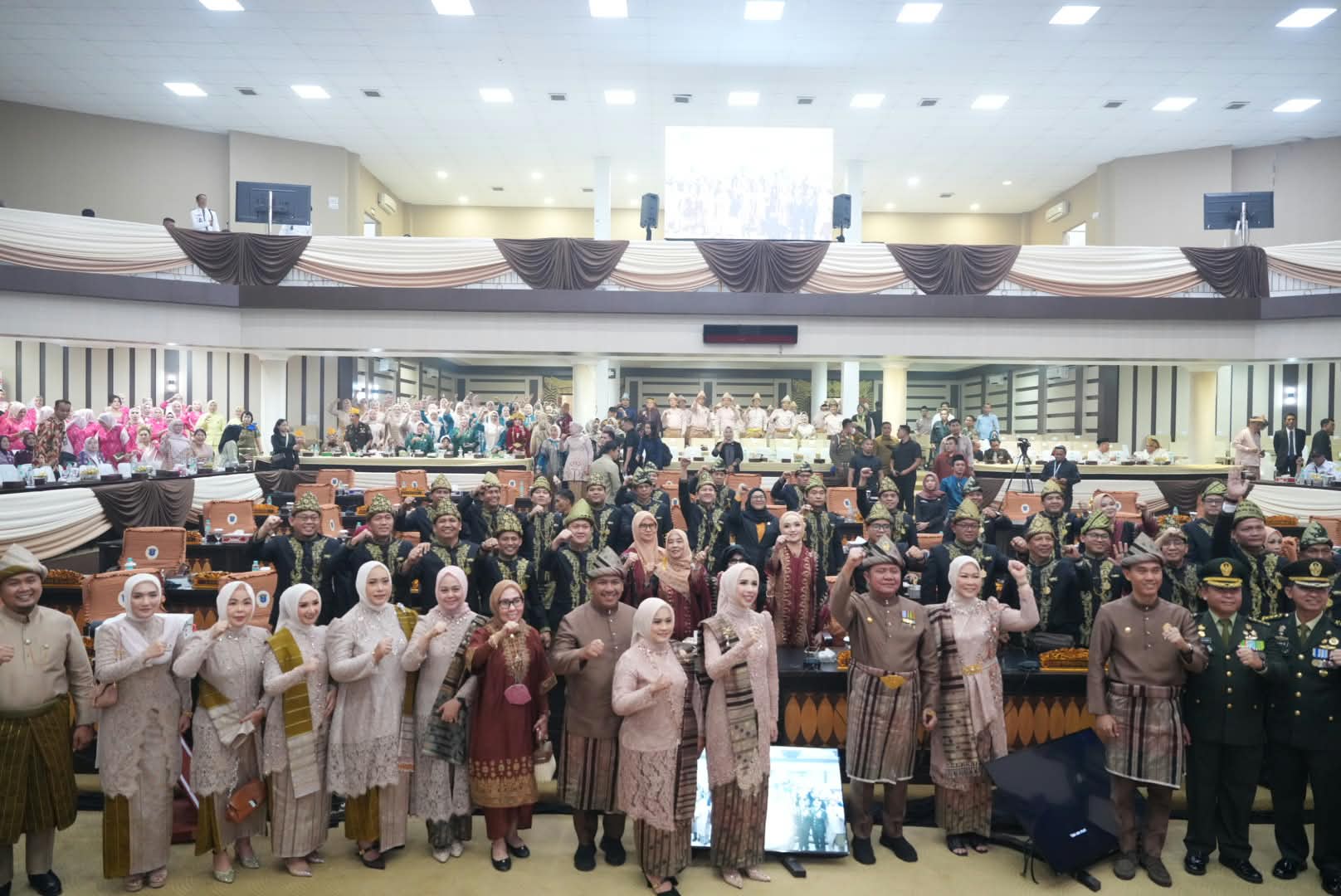 WhatsApp-Image-2026-10-12-at-14.18.49 Ketua DPRD Farid : Momen Motivasi dalam Menjalankan Tugas dan Tanggungjawab Kemajuan, Peringatan Hari Jadi Kabupaten OKI ke 81